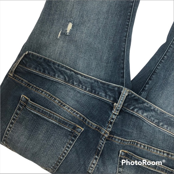 Torrid Slim Boot Distressed Strerch Jeans Short A9 - Picture 3 of 5